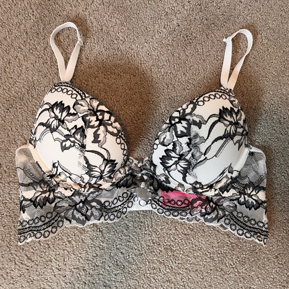 La Senza Black & White Lace Beyond Sexy Bra - Picture 1 of 4